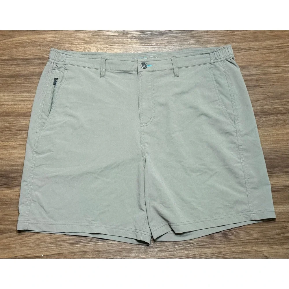 Free Fly Utility Shorts II Mens Khaki Bamboo Charcoal Stretch Hybrid 7